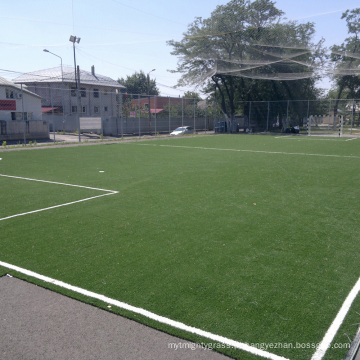 O melhor grilo artificial durável de venda da grama do 50mm lança para o campo de jogos